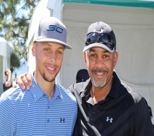 成都商报,红星快讯速,千亿体育,QianYi,Sports,千亿体育,体育直播,体育赛事,APP下载,官方网地址