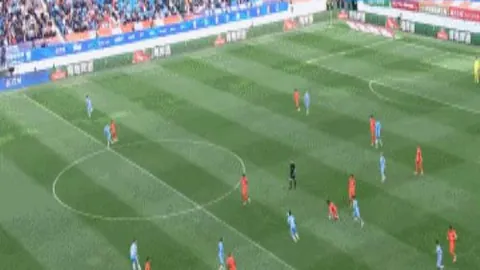 大乐透期号专家推荐：罗萨里奥登基战质合分析